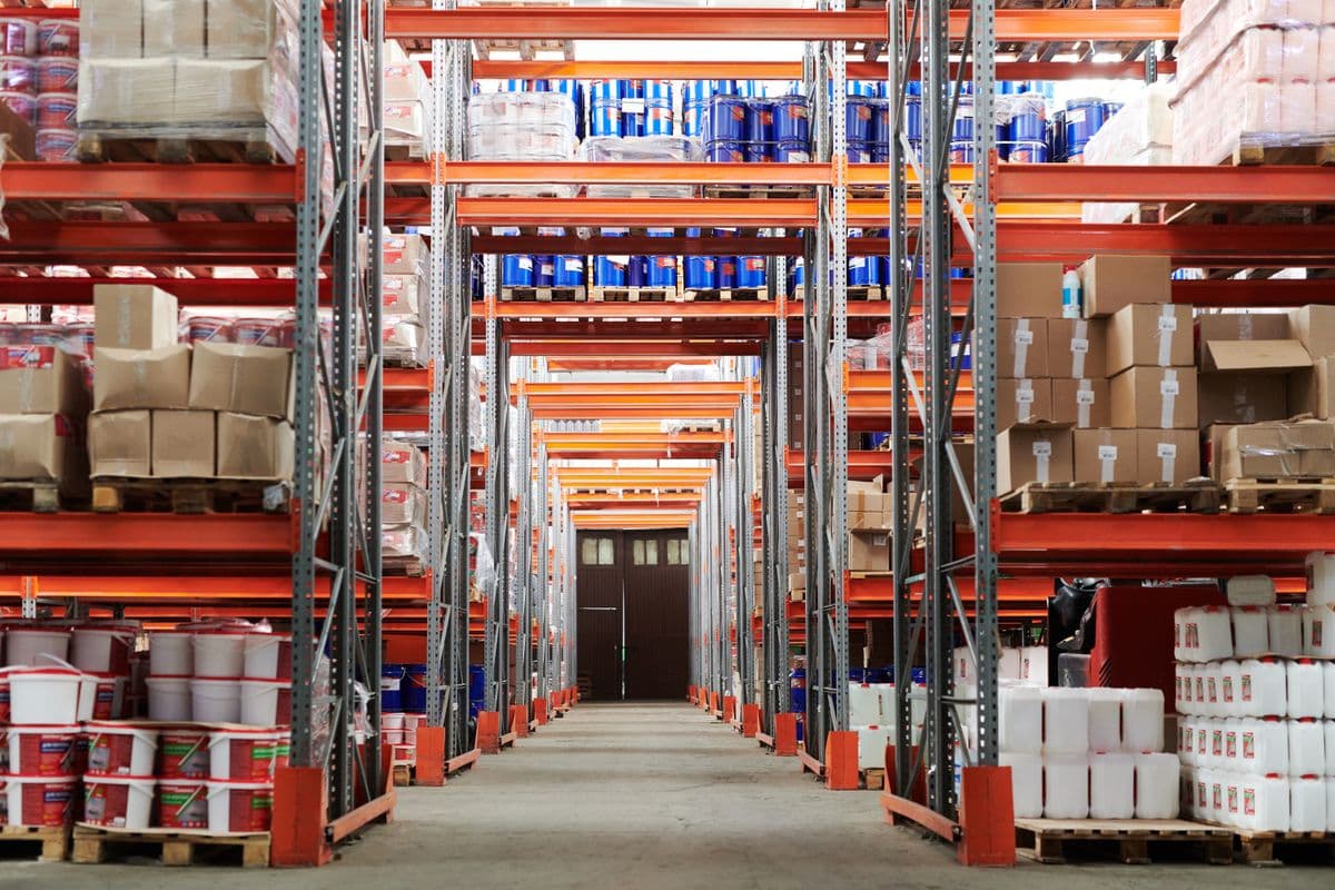 Vrei să vinzi alături de un partener orientat spre tehnologie?