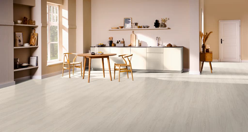Parchet laminat EGGER EL2026 Stejar Victoria alb 8 mm