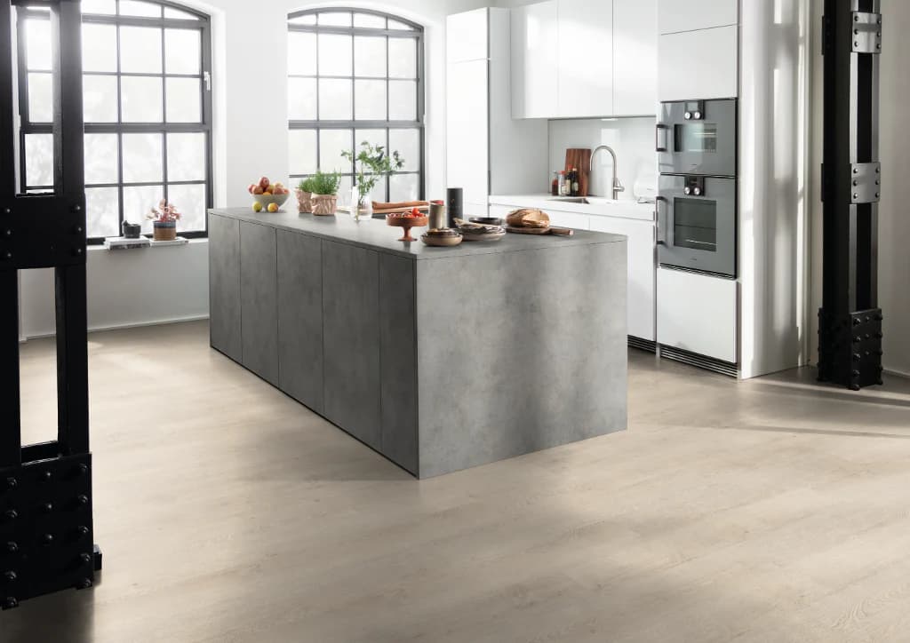 Parchet laminat EGGER EL2034 Stejar Newbury alb 8 mm