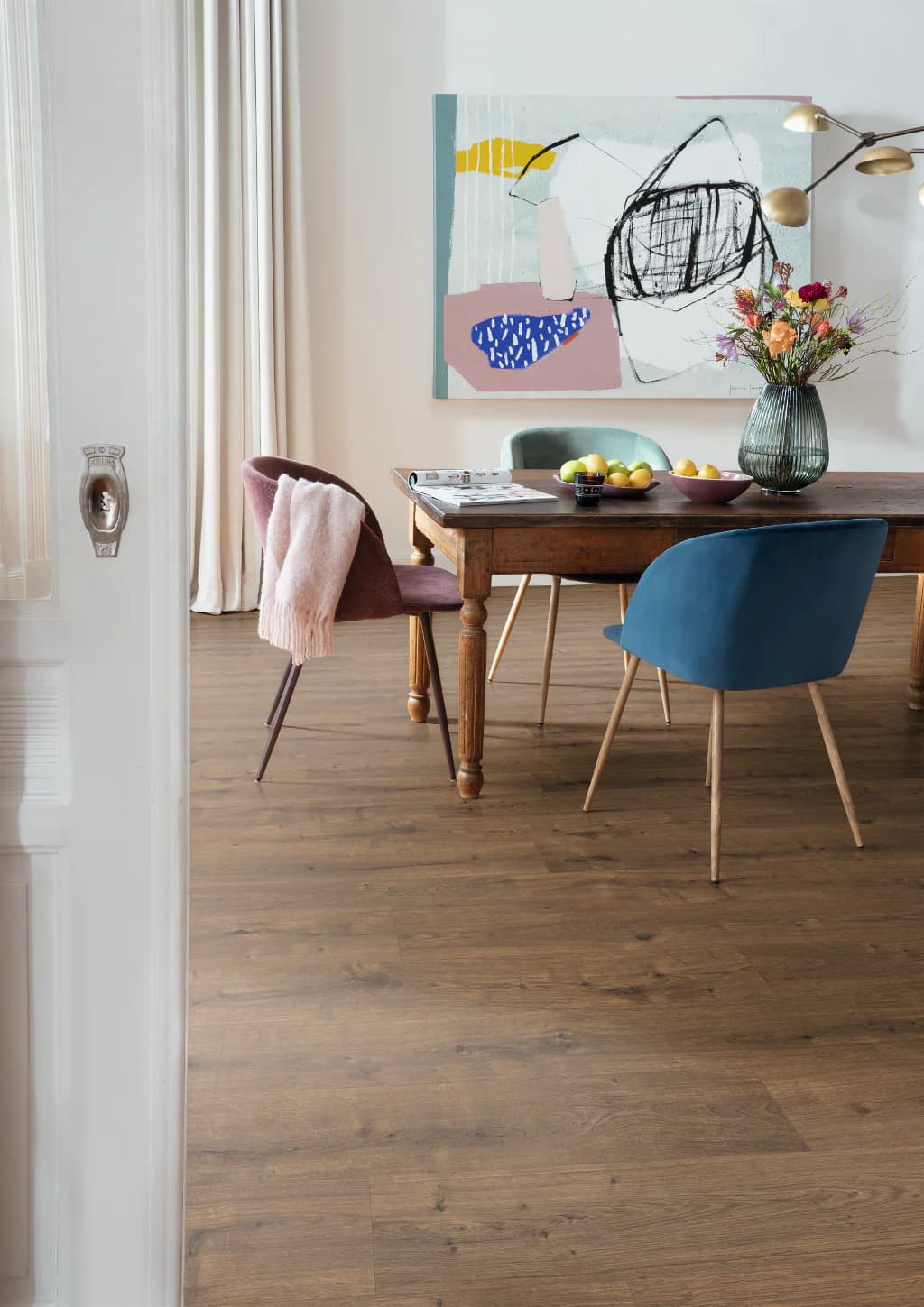 Parchet laminat EGGER EL2103 Stejar Dunnington închis 8 mm