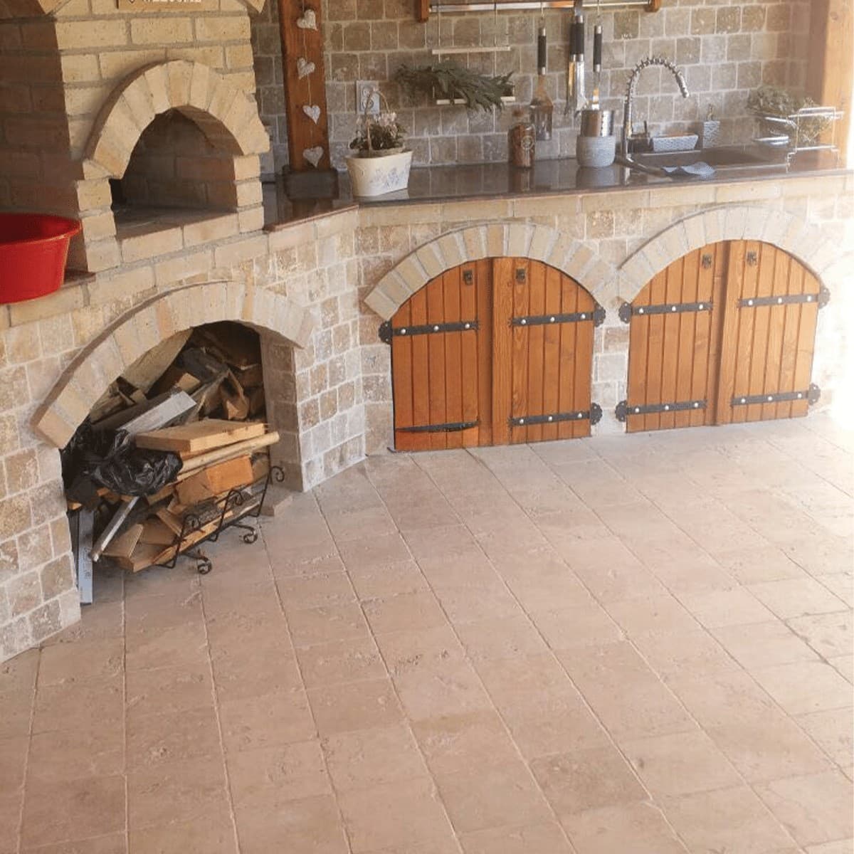 Placi Travertin Noce Rustic Antichizat 10 x 10 x 1 cm — imagine 3