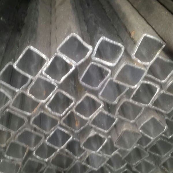 Teava amprentata 15x15x1,5