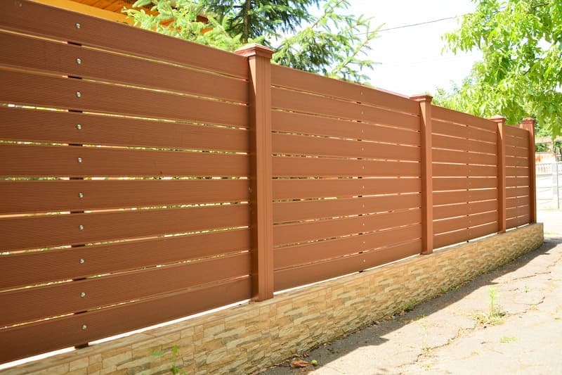 Uluca WPC pentru gard (lemn compozit) – profil celular F120x24 M1 — imagine 4
